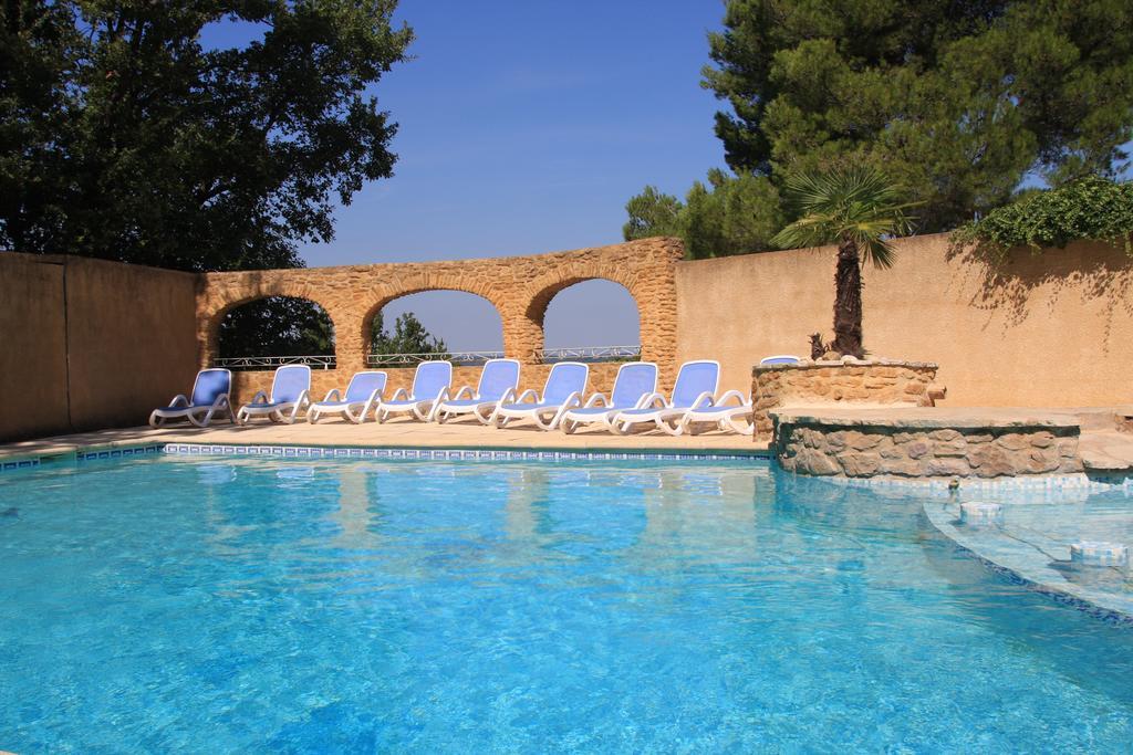 Pousterle De Sabran - Piscine & Hammam Apartment Exterior foto
