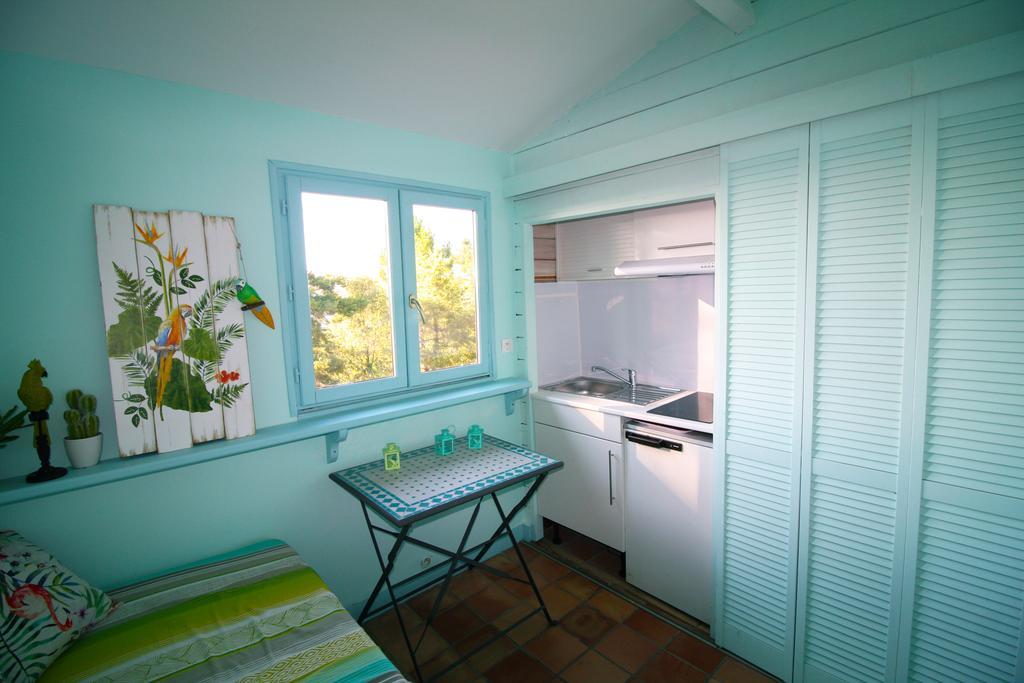 Pousterle De Sabran - Piscine & Hammam Apartment Exterior foto